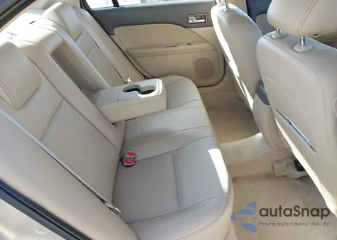 2009 Mercury Milan V6 Premier z USA, uszkodzony, nr VIN 3MEHM08179R632445